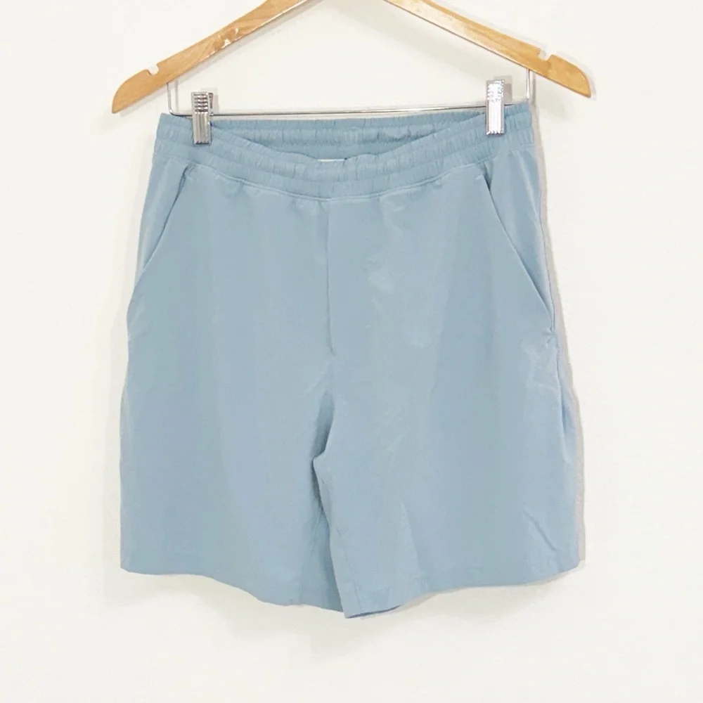 LULULEMON PaceBreaker Mesh Lined 7” Shorts Soft Blue Size Medium EUC - Picture 2 of 7